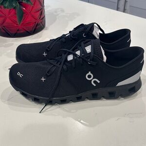 On Running Men's Black and White Athletic Shoes